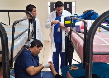 Alcaldía de San Salvador Centro brinda atención integral a familias afectadas por la tormenta