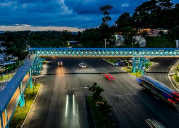 San Pedro Perulapán inaugura moderna pasarela con enfoque en seguridad e inclusión