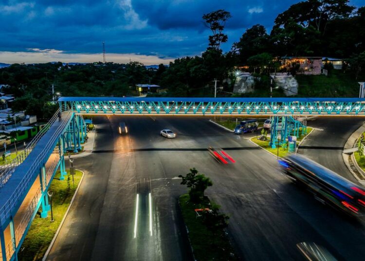 San Pedro Perulapán inaugura moderna pasarela con enfoque en seguridad e inclusión