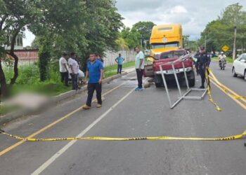 Accidente de tránsito deja una persona fallecida en Carretera Litoral