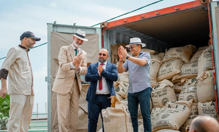 Café salvadoreño llega a África; Marruecos recibe tres contenedores
