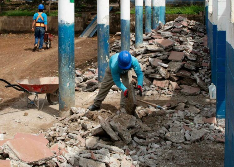 Inician renovación del Centro Escolar Cantón El Cortez en Ahuachapán como parte del programa #DosEscuelasXDía