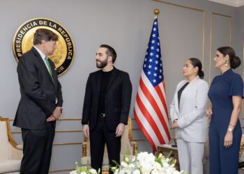 El Salvador consolida su relación con EE.UU. tras visitas diplomáticas de alto rango