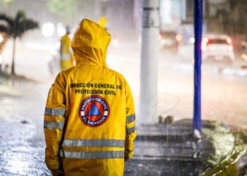 Instituciones del Gobierno se despliegan en territorio nacional tras fuertes lluvias
