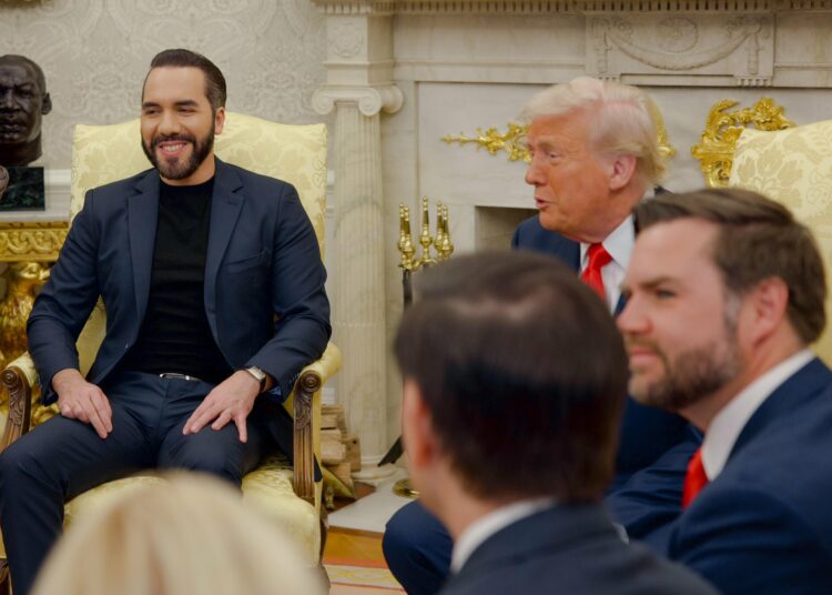 Trump destaca el sistema penitenciario de El Salvador y el liderazgo de Nayib Bukele