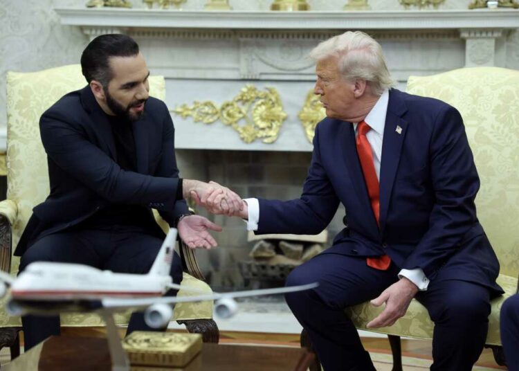 Presidente Bukele reitera su compromiso con la justicia y el combate frontal a las pandillas