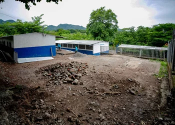 Centro escolar en Victoria, Cabañas inicia proceso de reconstrucción