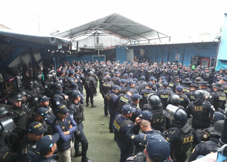 Requisas en cárceles buscan frenar la criminalidad dirigida por la Mara Salvatrucha