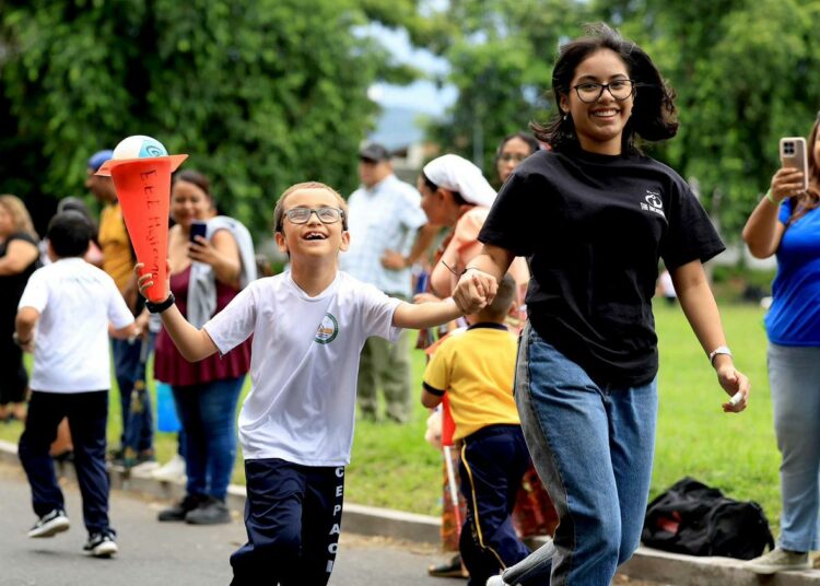 Más de 400 estudiantes con discapacidad participaron en festival deportivo inclusivo