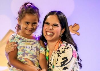 Primera Dama Gabriela de Bukele reafirma el compromiso de El Salvador con el juego como derecho de la niñez
