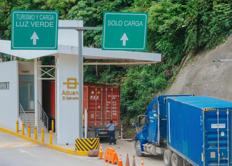 Gobierno impulsa clima de negocios con operaciones integradas en aduanas Anguiatú – La Ermita