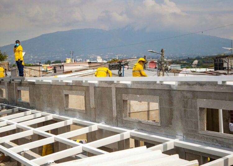Estudiantes de la escuela “22 de abril” en Soyapango serán beneficiados con nuevo centro educativo