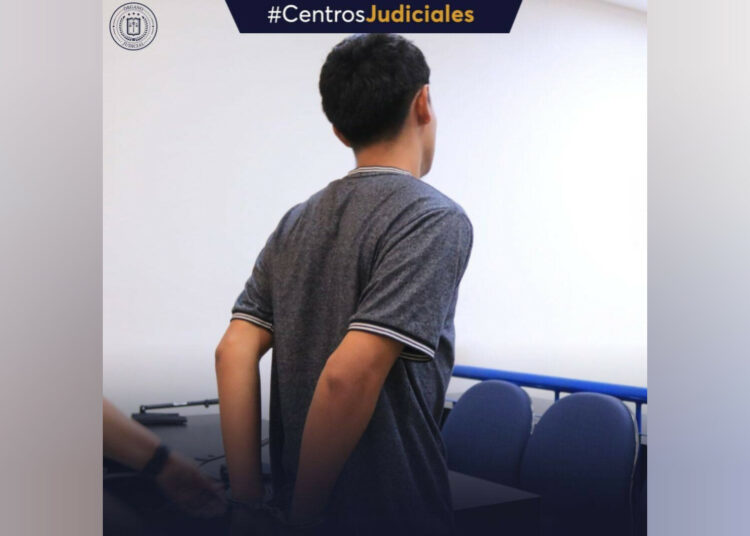 Condenan a seis años de prisión a joven por portar marihuana con fines de tráfico en Soyapango