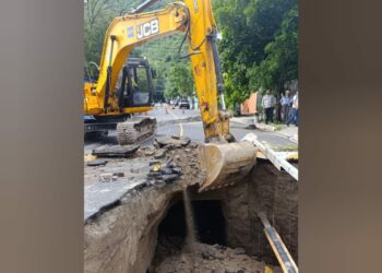 MOP interviene cárcava en San Marcos para prevenir riesgos a conductores y residentes