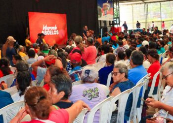 Celebran a más de 5,000 adultos mayores con actividades culturales y formativas