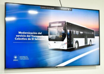 Gobierno avanza con la modernización del transporte público para el Área Metropolitana de San Salvador