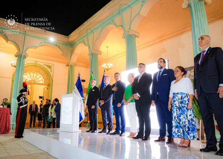 El Salvador e Italia refuerzan lazos de cooperación en turismo y cultura