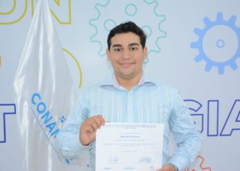 Emprendedores finalizan diplomado en marketing digital con el apoyo de CONAMYPE y FANTEL