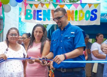 Santa Ana Centro entrega Casa Comunal y parque recreativo en colonia El Manantial, beneficiando a 500 familias