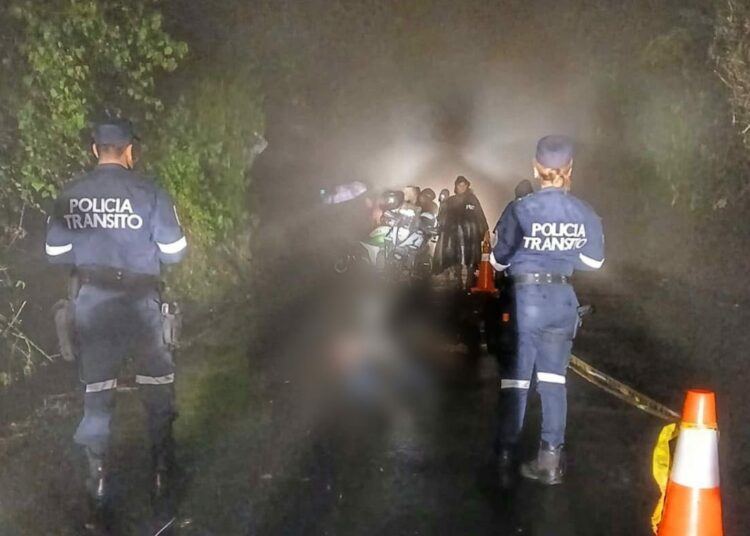 Motociclista muere tras chocar con un vehículo sobre carretera a Comasagua