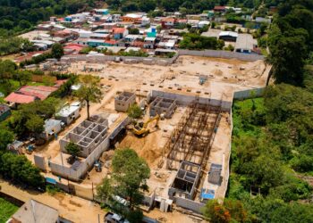 Programa «Dos Escuelas por Día» beneficia al Centro Escolar General Francisco Menéndez, en Apaneca