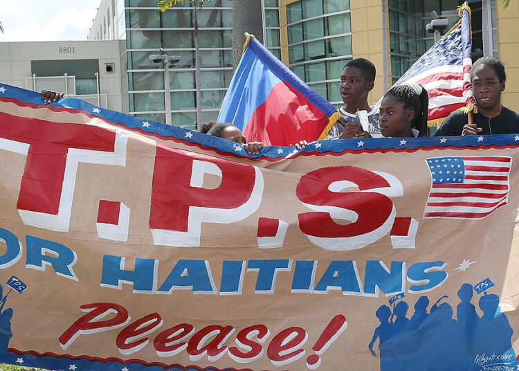 EEUU fija fecha límite para poner fin al TPS para inmigrantes haitianos