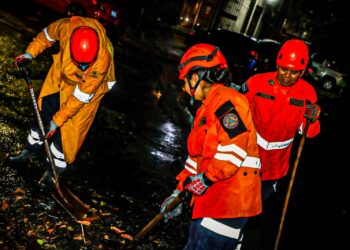 Protección Civil refuerza acciones de limpieza y monitoreo en San Salvador Centro por lluvias