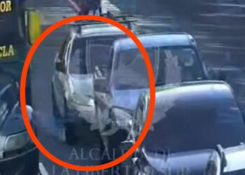 Exceso de velocidad provoca colisión en Santa Tecla