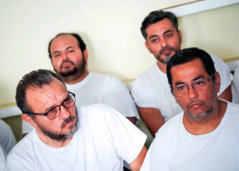 Estafadores de ANDA cobraban entre $1,000 y $3,000 por servicios públicos seguirán en prisión