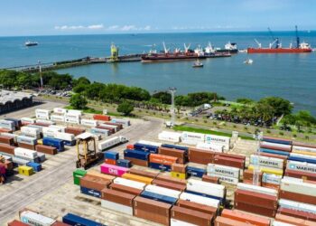 Exportaciones salvadoreñas crecen un 5% impulsadas por el dinamismo del sector textil