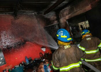 Controlan incendio en la comunidad Oasis de Santo Tomás gracias a la pronta intervención