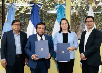 Gobierno apuesta por reactivar la caficultura como motor económico y de identidad