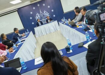 Ministro de Trabajo anuncia proyectos conjuntos con empleadores y trabajadores para impulsar el desarrollo del país