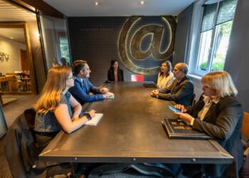 Parlamentos del Caribe y la Commonwealth fortalecen lazos para enfrentar desafíos climáticos conjuntos