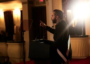 Presidente Bukele reacciona a denuncia de censura contra Gerardo Celasco