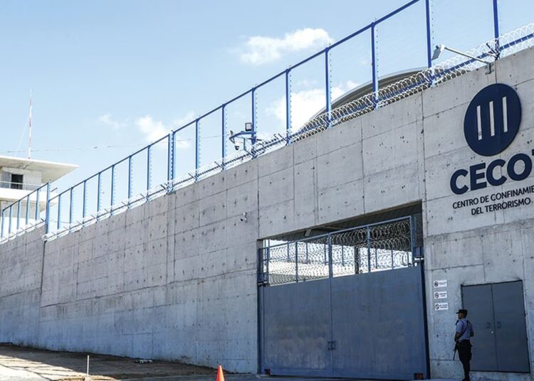 “Seguiremos resolviendo problemas que parecían imposibles”, señala director Osiris Luna