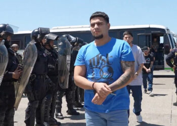 El Salvador entrega presos venezolanos a cambio de ciudadanos estadounidenses retenidos ilegalmente por el régimen