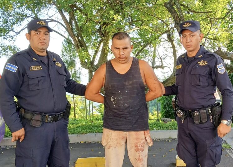 Capturan a sujeto en estado de ebriedad con un arma en su poder