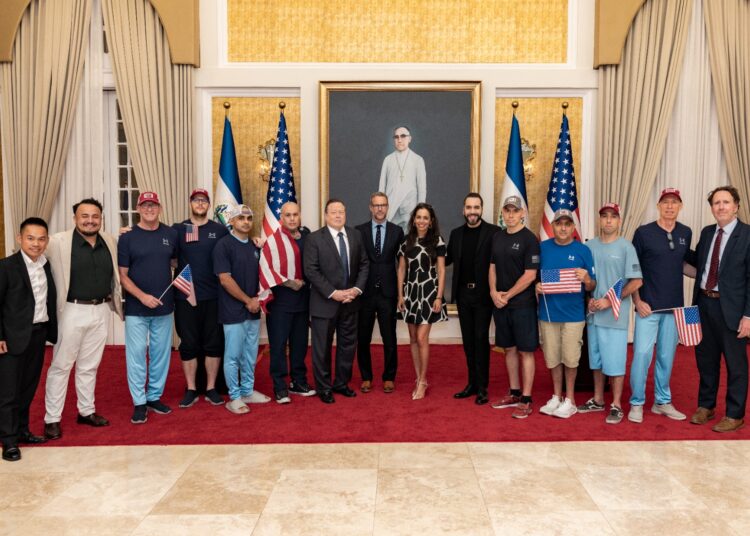 Estados Unidos destaca el papel clave de El Salvador en liberación de ciudadanos detenidos en Venezuela