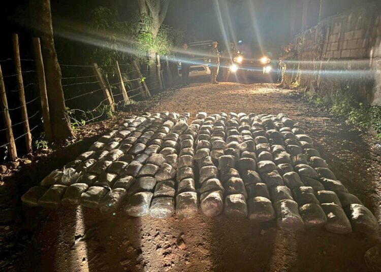 Soldados detectan droga abandonada durante patrullaje fronterizo en Santa Ana Norte