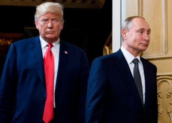 Trump amenaza hasta con el 100 % de aranceles a Rusia si no llega a un acuerdo de paz en 50 días