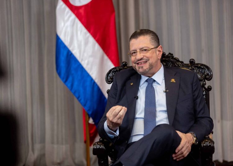 Presidente de Costa Rica podría enfrentar la justicia antes de dejar el cargo