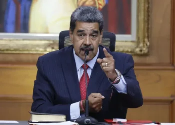 «Te están espiando, saben todo de tu vida»: Maduro arremete nuevamente contra WhatsApp