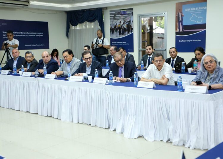 El Salvador conformará Consejo Superior del Trabajo con participación tripartita