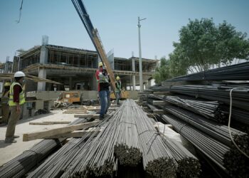 Director ejecutivo de COAMSS/OPAMSS destaca crecimiento del sector construcción y su impacto en la economía nacional