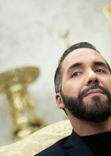 Nayib Bukele reacciona a señalamientos y cuestiona la veracidad de artículo de Rolling Stone