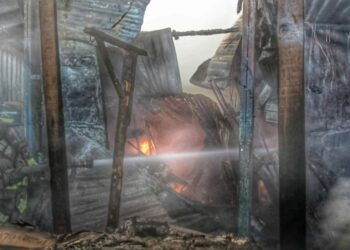 Incendio en mercado central de Soyapango es controlado sin dejar víctimas