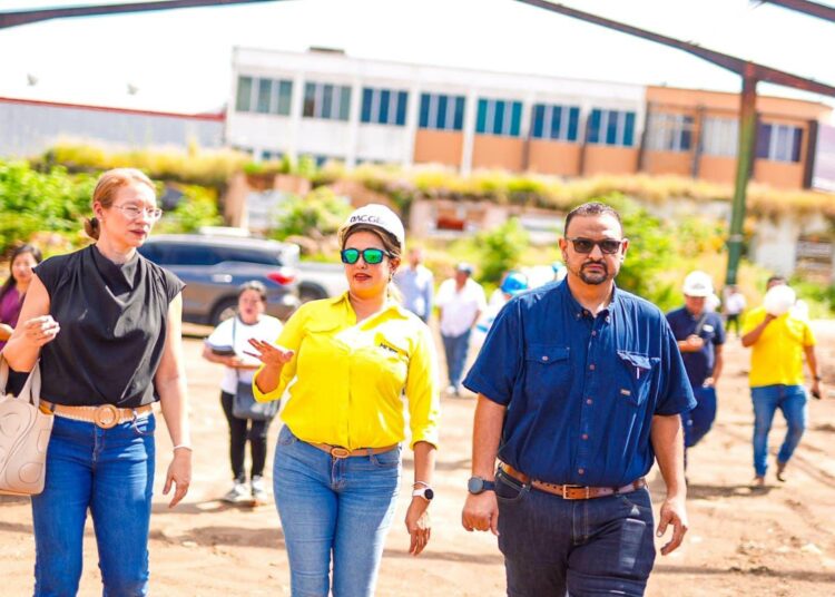 Comerciantes del mercado municipal de Santa Ana serán reubicados temporalmente por trabajos de reconstrucción