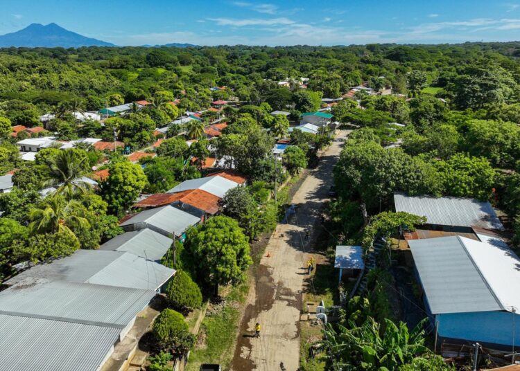 Obras públicas inicia transformación de calle rural en San Agustín para mejorar calidad de vida de sus habitantes