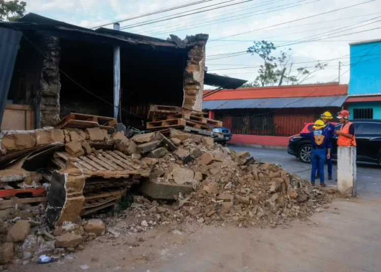 Aumenta a cinco el número de fallecidos por la actividad sísmica registrada en Guatemala